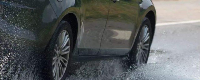 怎麼判斷汽車排水孔堵瞭 汽車排水孔堵瞭的表現有哪些