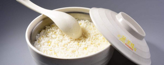 蒸米飯多長時間 蒸米飯需要多長時間