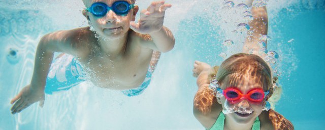 學遊泳的最佳年齡 小孩多大開始學遊泳好呢