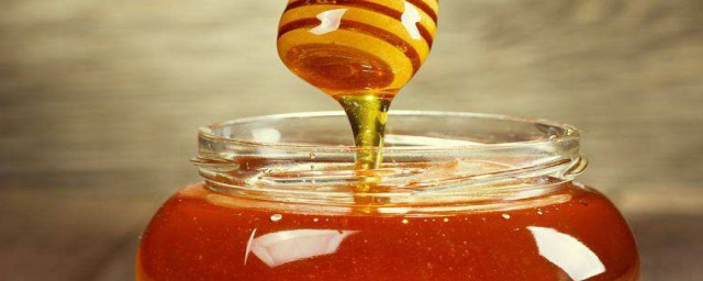 牛奶加蜂蜜的功效 牛奶加蜂蜜的功效簡述