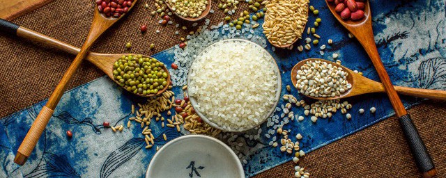 大米面粉等糧食是顏色越白越好嗎 特別白的大米面粉好不好