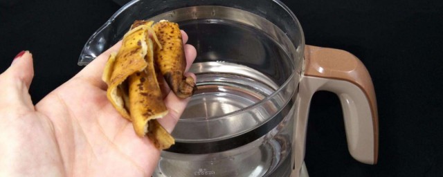 香蕉皮放水裡煮一下功效驚人 香蕉皮水的妙用