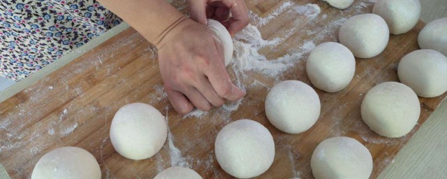 低筋面粉可以做饅頭嗎 低筋面粉怎麼做饅頭