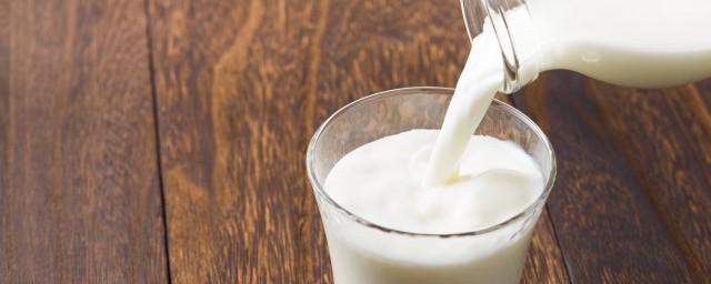 牛奶功效有哪些 合理飲用牛奶對健康好處多