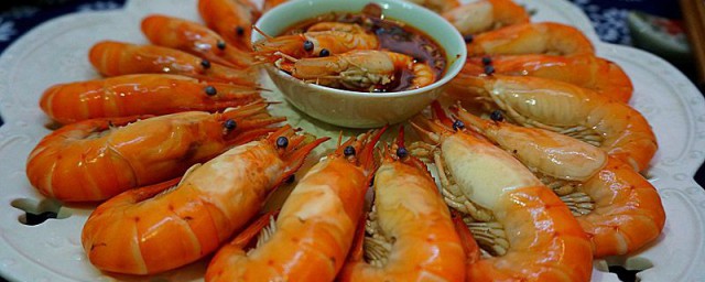 蝦可以和西紅柿一起吃嗎 可以一起吃