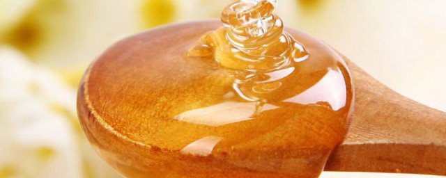 枇杷蜂蜜的作用與功效 枇杷蜂蜜對人體的好處