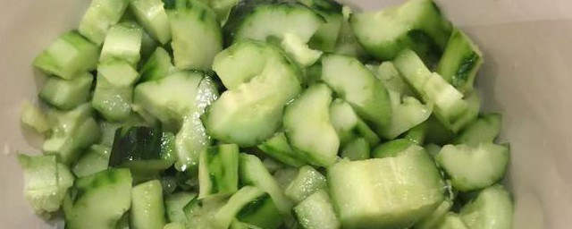 白糖拌黃瓜怎麼拌好吃 白糖拌黃瓜的方法