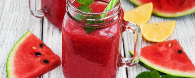 西瓜汁怎麼做好吃做冰粉 西瓜汁冰粉做法