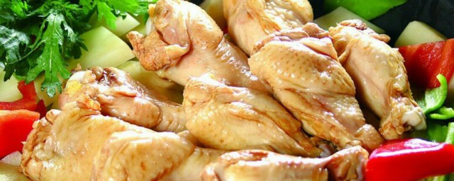 砂鍋燜雞腿怎麼做 傢常砂鍋燜雞腿做法雞肉超嫩