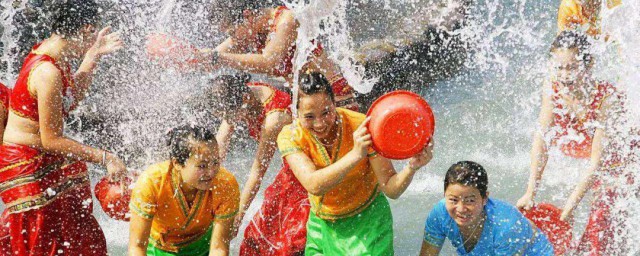 傣族的風俗習慣 傣族的風俗習慣有什麼
