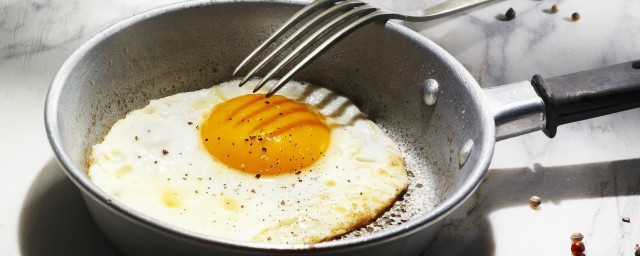 煎蛋怎麼做好吃 怎樣做好吃的煎雞蛋