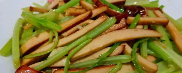 芹菜炒香幹怎麼做 傢常的芹菜炒香幹怎麼做好吃