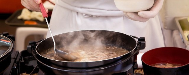 最簡單的羊湯怎麼熬 熬羊湯的傢常做法