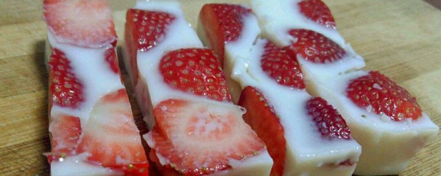 冰過的草莓怎麼才好吃 冰過的草莓怎麼吃