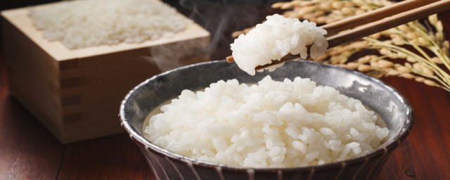 培根和米飯怎麼炒好吃 培根炒飯簡單做法