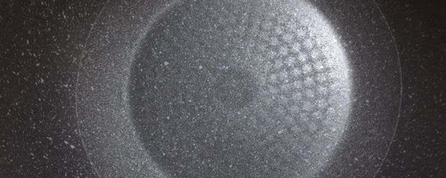 新鐵炒鍋的清洗方法 新鐵炒鍋的清洗方法介紹
