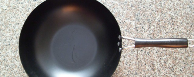 粘鍋容易糊怎麼處理 有什麼清洗的技巧
