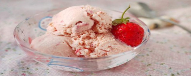 冰淇淋的做法和配方 冰淇淋的做法和配方簡單介紹