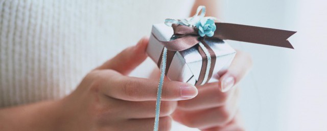 七夕送男朋友禮物的含義 給男朋友送禮物有什麼含義呢