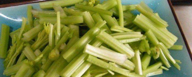 芹菜豆瓣怎麼做 芹菜豆瓣的做法