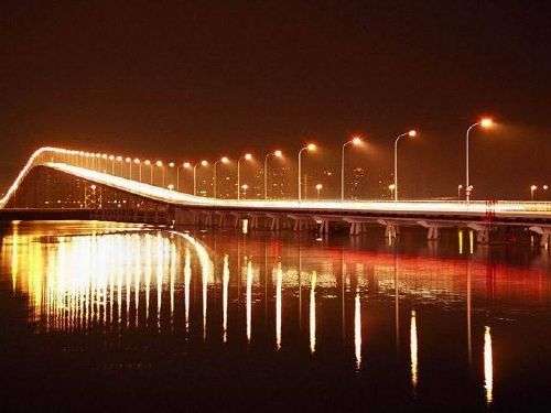 嘉樂庇總督大橋 Macau-Taipa Bridge