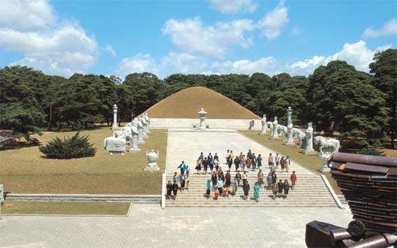 檀君陵 Mausoleum of Tangun