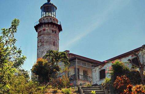 甲多角燈塔 Cape Bojeador Lighthouse