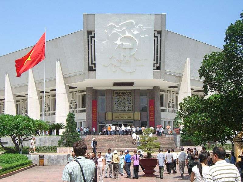 胡志明紀念館 Ho Chi Minh Museum