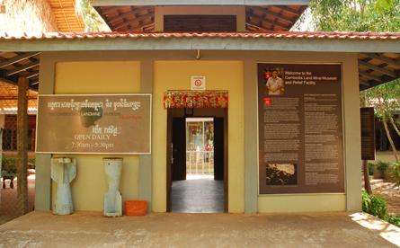 柬埔寨地雷博物館 Cambodia Landmine Museum