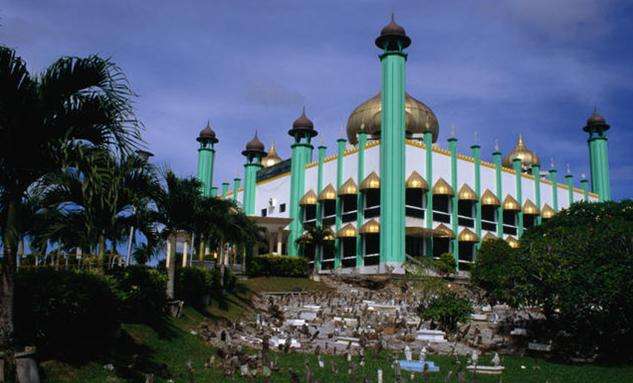 砂撈越州回教堂 Sarawak State Mosque