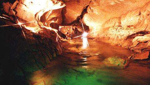 清水洞 Clearwater Cave