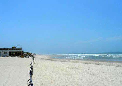 拉芭迪海灘 Labadi Beach