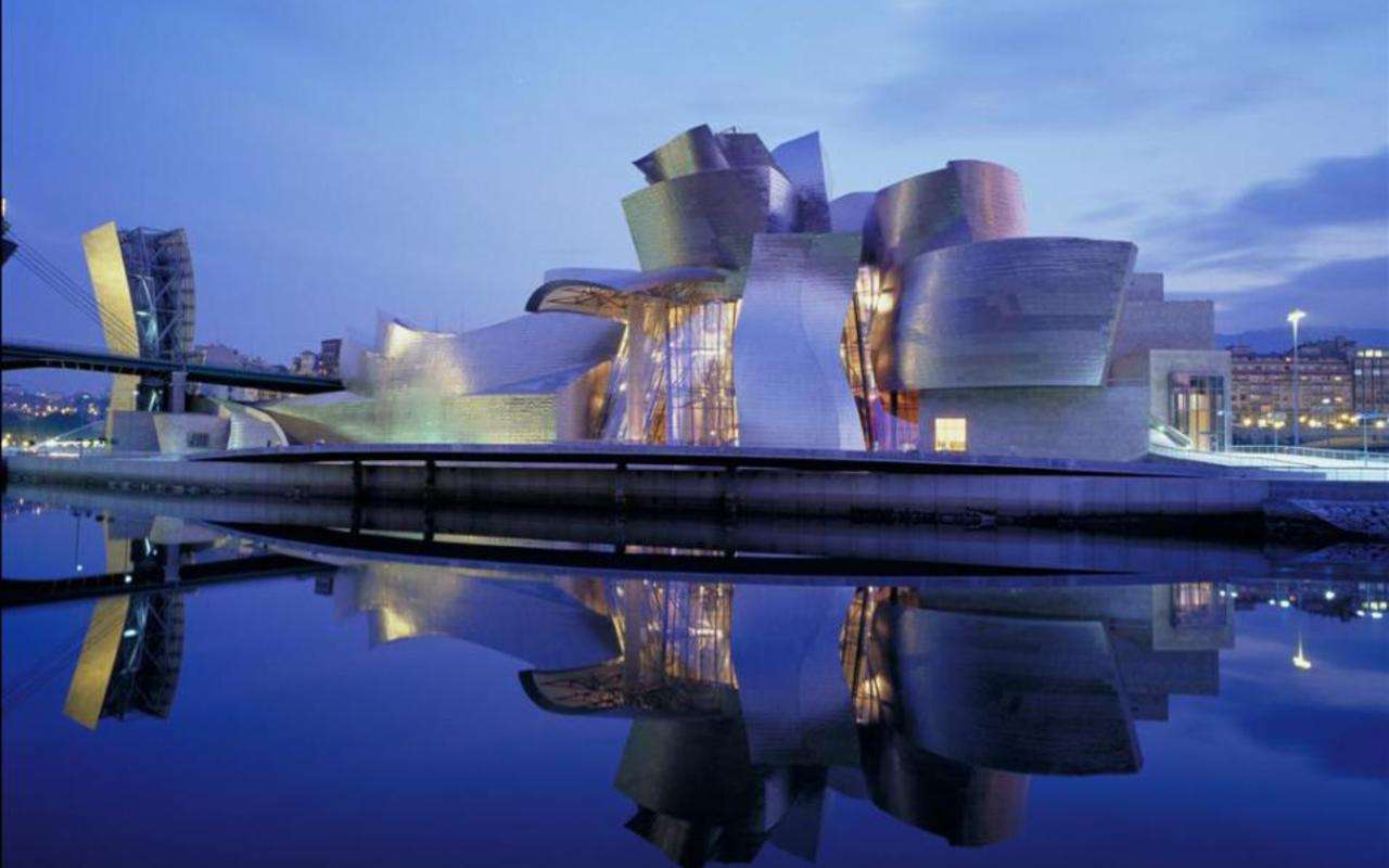 畢爾巴鄂古根海姆美術館 Guggenheim Museum Bilbao