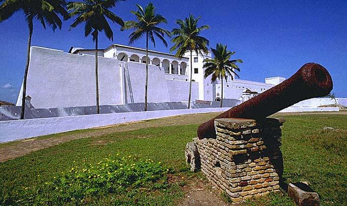 埃爾米納奴隸堡 Elmina Castle