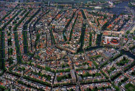 辛格爾運河以內的阿姆斯特丹17世紀同心圓型運河區 Seventeenth-century canal ring area of Amsterdam inside the Singelgracht