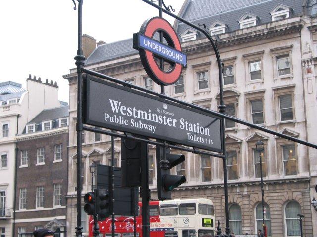 威斯敏斯特地鐵站 Westminster Tube Station