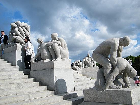 維格朗雕塑公園 Vigeland Sculpture Park