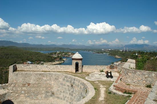 古巴聖地牙哥的聖佩德羅德拉羅卡堡 San Pedro de la Roca Castle Santiago de Cuba