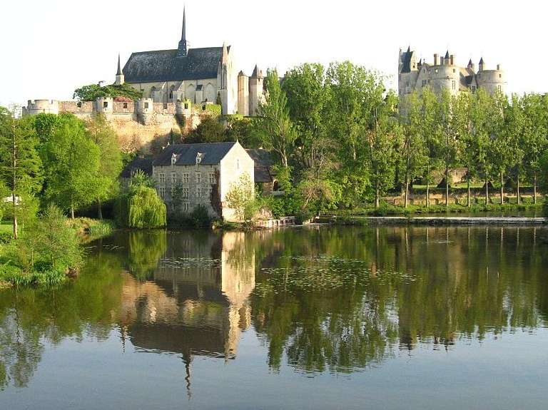 蒙特勒伊-倍雷城堡 Chateau de Montreuil-Bellay