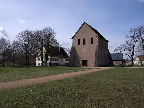 洛爾施修道院 Abbey and Altenmünster of Lorsch