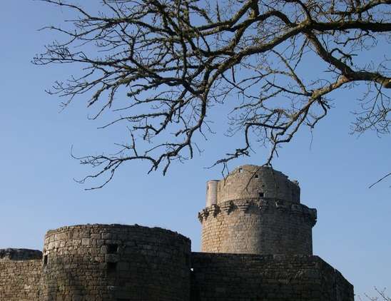 統奎德克城堡 Chateau de Tonquédec