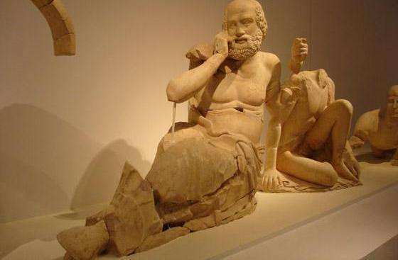 奧林匹亞考古博物館 Archaeological Museum of Olympia
