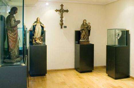 蒂內奧宗教藝術博物館 Sacred Art Museum of Tineo