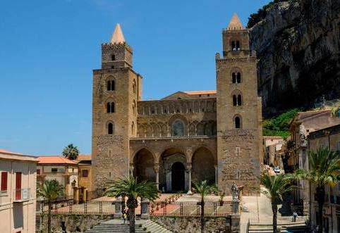 阿拉伯-諾曼巴勒莫和切法盧蒙雷阿萊大教堂 Arab-Norman Palermo and the Cathedral Churches of Cefalú and Monreale
