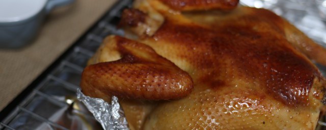 電飯鍋燜雞的傢常做法 電飯鍋燜雞如何做