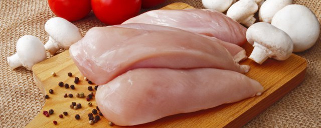 怎樣判斷雞肉熟沒熟 怎麼看雞肉熟沒熟