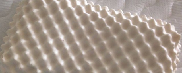 為什麼乳膠枕有股魚腥味 為啥乳膠枕有股魚腥味