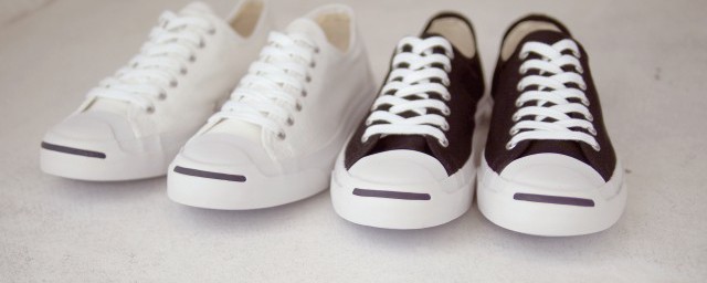 白色運動鞋如何洗才幹凈 怎麼清洗白色運動鞋