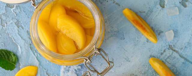 黃桃罐頭要放檸檬嗎 黃桃罐頭用不用放檸檬