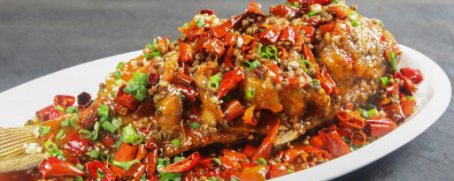 大王魚怎麼做好吃 傢常紅燒大王魚的做法